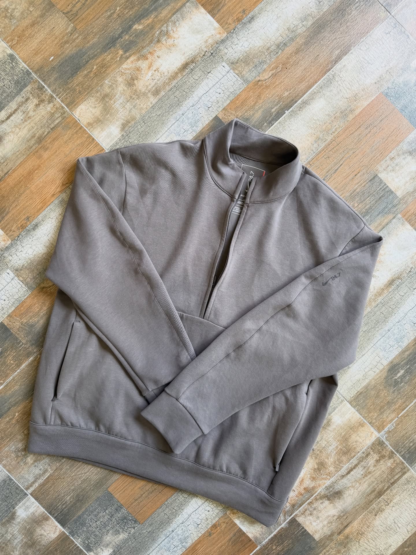 Nike Dri-FIT Full-Zip Training Jacket – Taupe