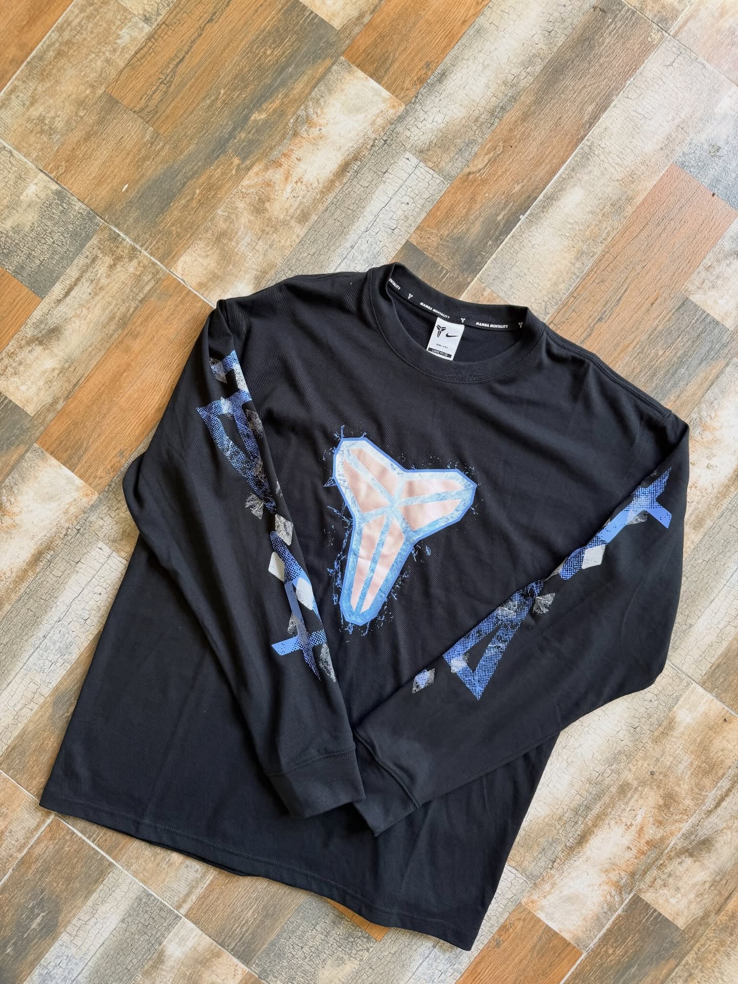Nike Kobe Mamba Mentality Long Sleeve T-Shirt – Black