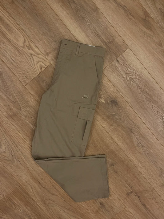 Nike Sportswear Cargo Pants – Khaki