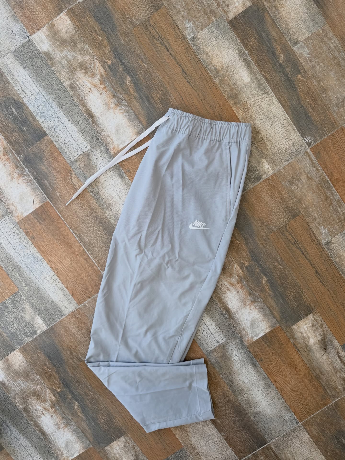 Nike Sportswear Dri-FIT Tapered Joggers – Light Grey