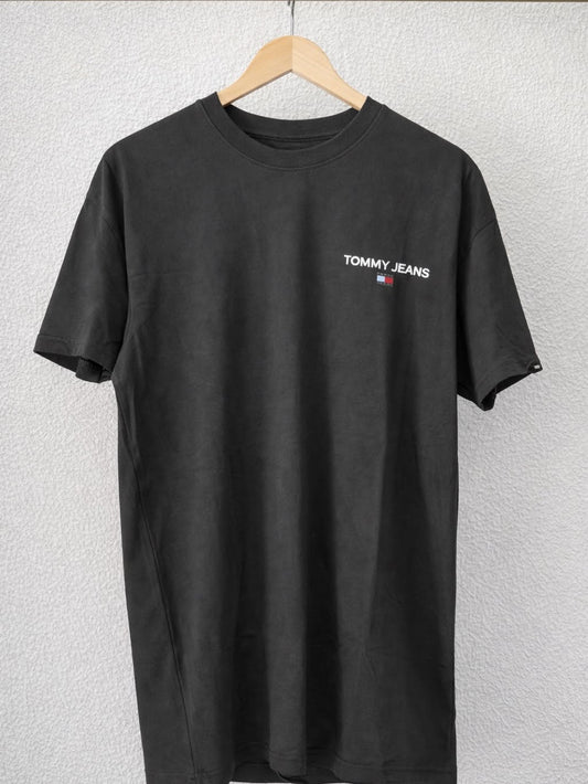 Tommy Jeans Essential Logo T-Shirt – Black