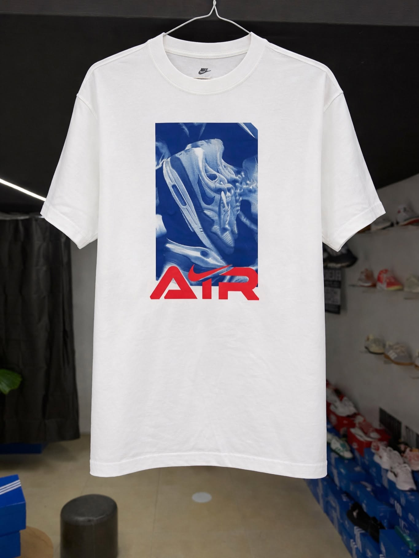 Nike Air Graphic Oversized T-Shirt – White