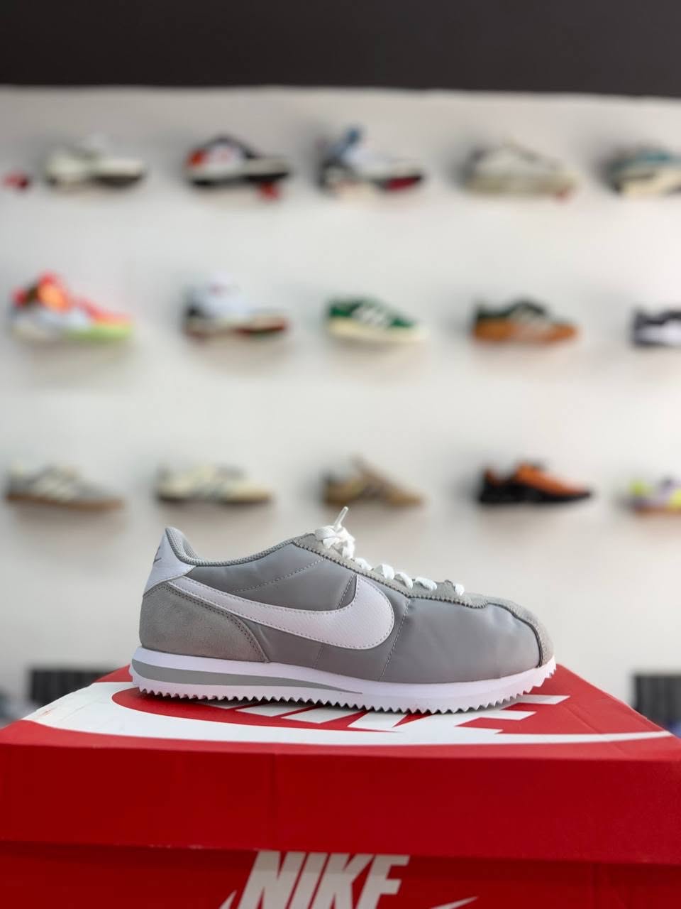 Nike Cortez Grey / White