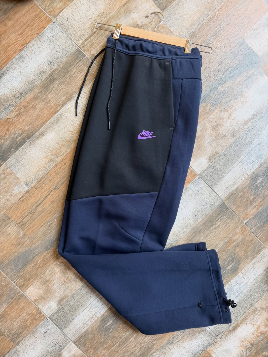 Nike Tech Fleece Colorblock Joggers – Navy/Black/Purple